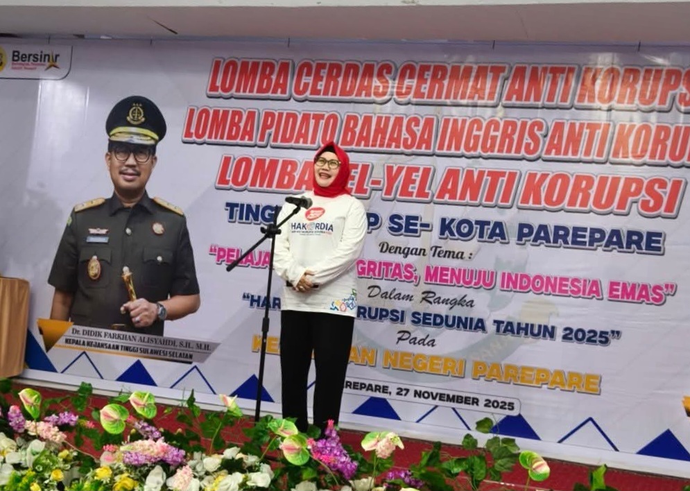 Kepala Kejaksaan Negeri Parepare Darfiah SH MH pada salah satu rangkaian kegiatan Hakordia 2025