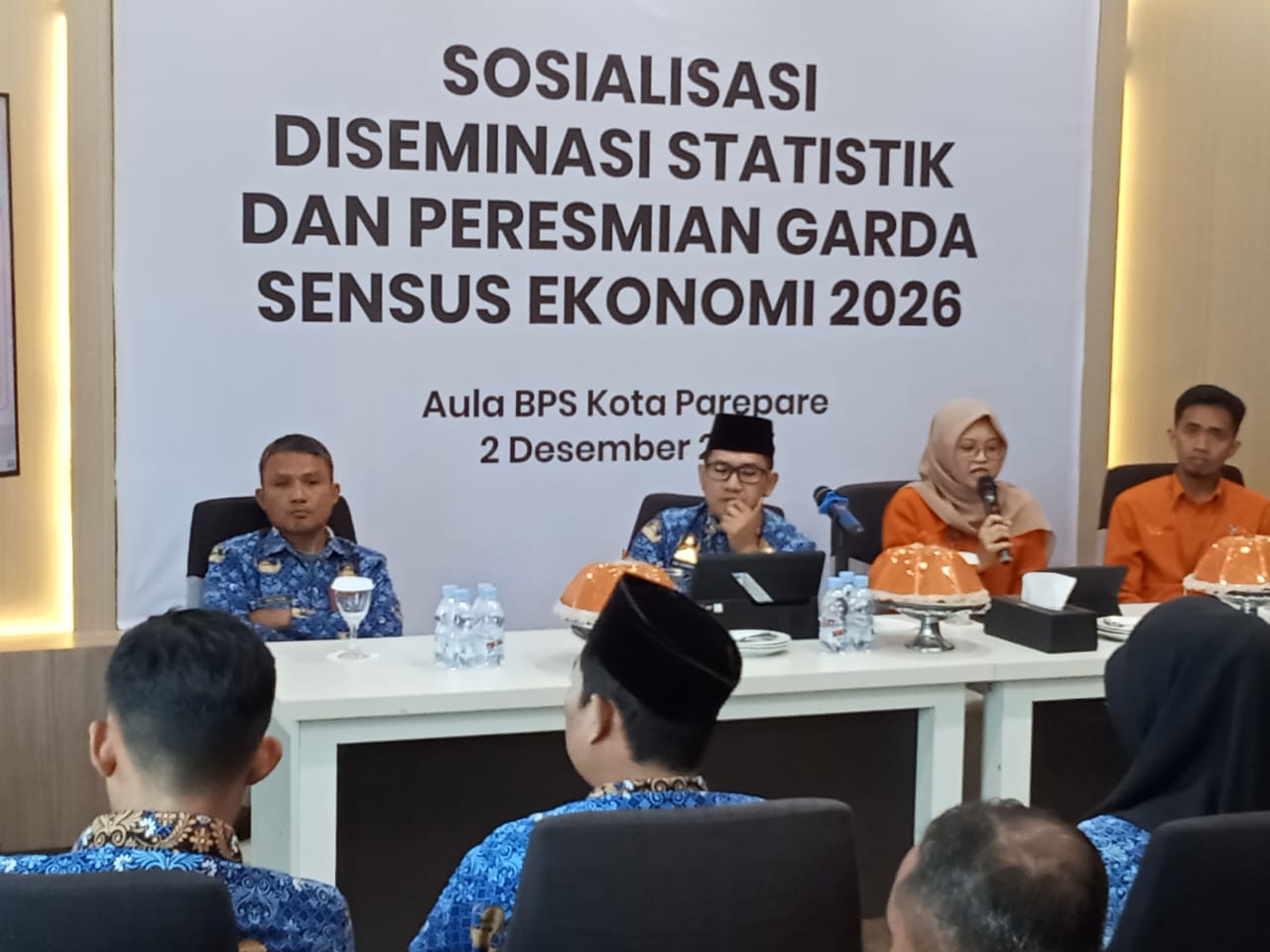 Sekda Parepare dan Kepala BPS bersama narasumber Muhammad Yusni Kepala Bidang Persandian dan Statistik Dinas Kominfo Parepare