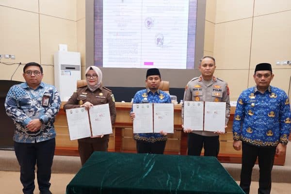Nota kesepahaman antara Aparat Pengawasan Intern Pemerintah Kota Parepare dan Aparat Penegak Hukum sebagai upaya memperkuat sistem pengawasan serta pencegahan korupsi