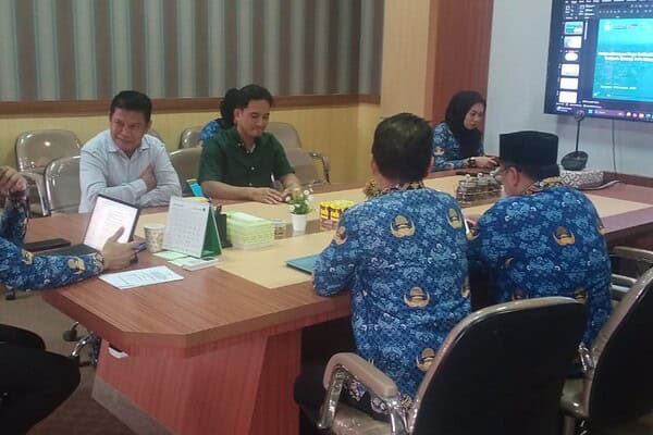 Sekda Parepare Amarun Agung Hamka menerima kunjungan Tim dari Bappeda Kabupaten Bulungan Kalimantan Utara
