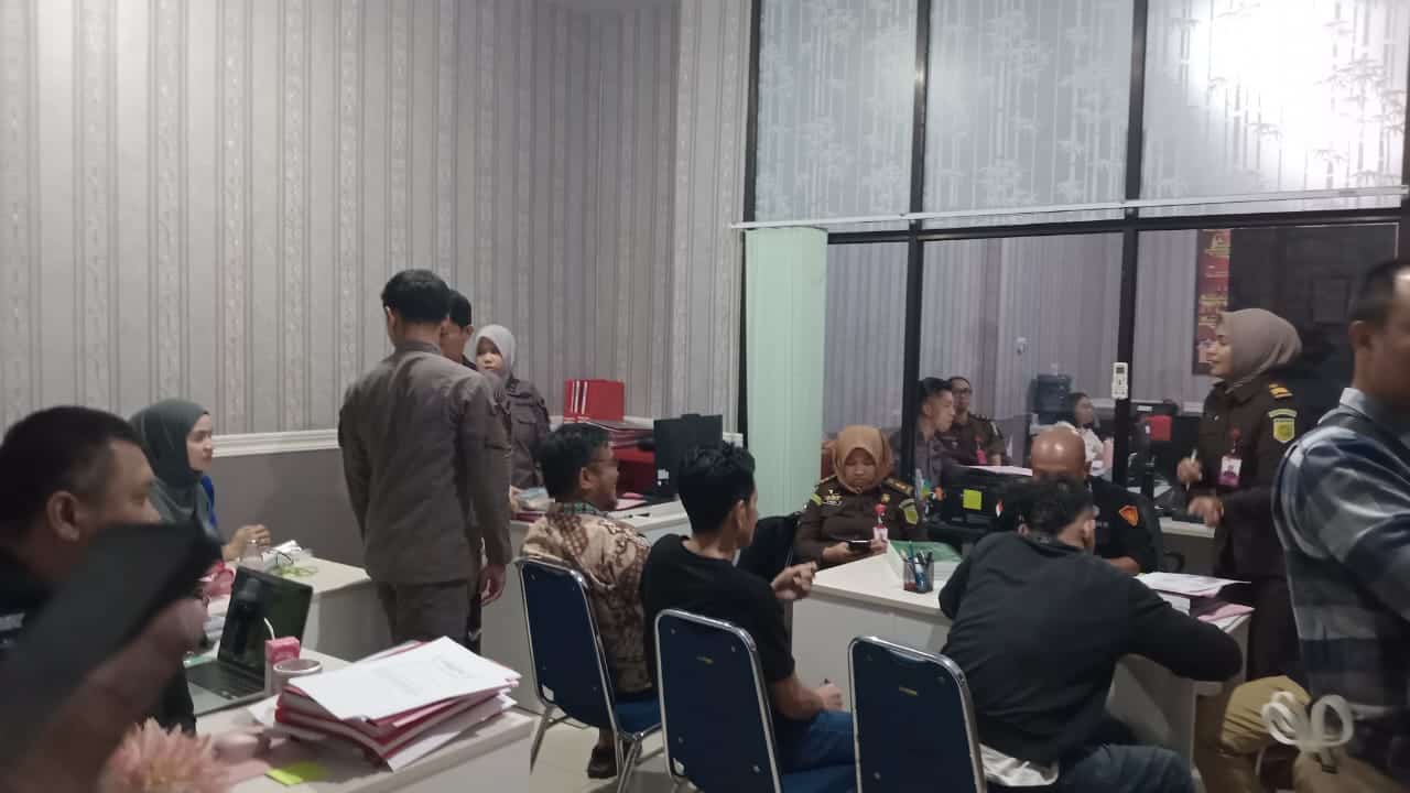 Dua Tersangka Penyelundup 80 Kg Sabu Diserahkan ke Kejari Parepare