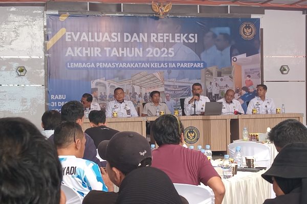 Kepala Lapas Parepare beserta jajaran didampingi Ketua PWI Parepare Fatahuddin