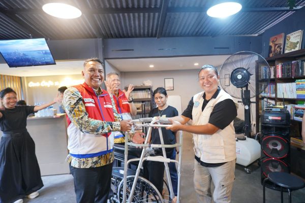 PT Pertamina Patra Niaga Regional Sulawesi bersama Dewan Komisaris dan Komite PT Pertamina (Persero) bersama jajaran manajemen meninjau langsung pelaksanaan Program Tanggung Jawab Sosial dan Lingkungan Komunitas Tuli Peduli Bitung