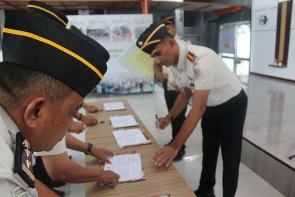 Lapas Kelas IIA Parepare melaksanakan penandatanganan Komitmen Bersama dan Pakta Integritas Pembangunan Zona Integritas menuju WBK dan WBBM Tahun 2026