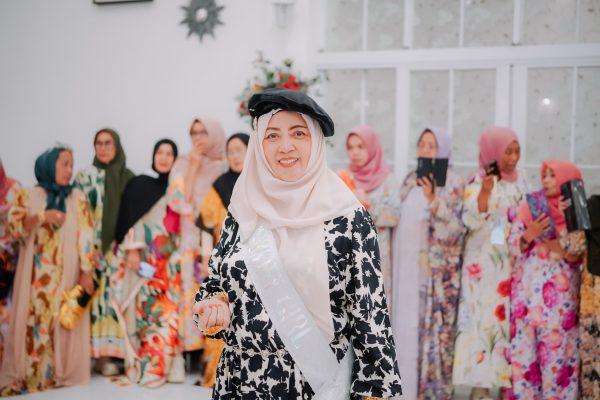 Ketua Majelis Cinta Rasul Hj Aisyah Razak