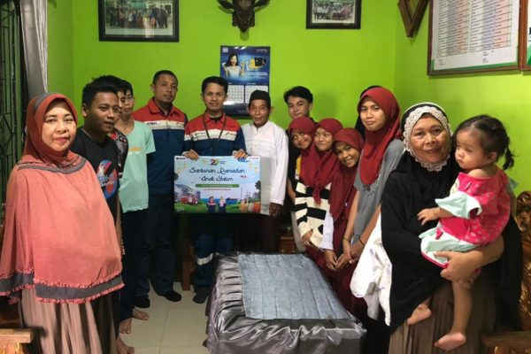 Pertamina Patra Niaga Regional Sulawesi melalui Integrated Terminal Kendari melaksanakan kegiatan Santunan Ramadhan Anak Yatim di Panti Asuhan Sultan Al-Amin, Kelurahan Andonouhu, Kecamatan Poasia, Kota Kendari