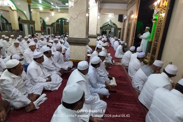 Majelis Syuhada melaksanakan safari subuh berjamaah di Masjid Taqwa Lakessi