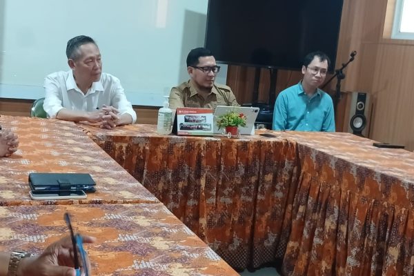 jajaran Pemkot Parepare yang dipimpin Sekretaris Daerah (Sekda) Amarun Agung Hamka melakukan kunjungan kerja ke RS Fatima