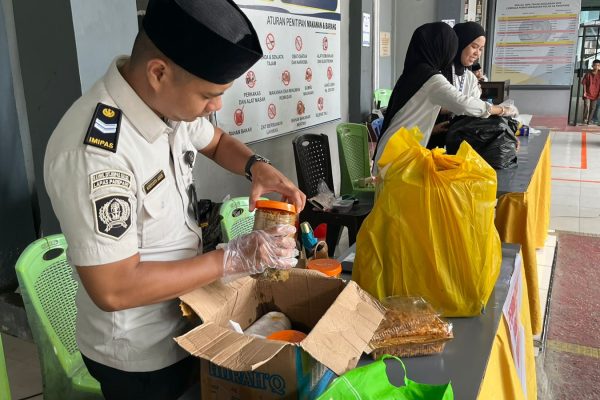 Hari Kedua Layanan Kunjungan Idul Fitri, Lapas Parepare Layani 510 Pengunjung