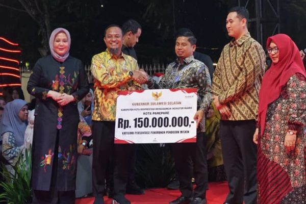 Pemkot Parepare Catat Prestasi, Pemprov Sulsel Apresiasi Penurunan Kemiskinan dan Raihan Sertifikat Menuju Kota Bersih