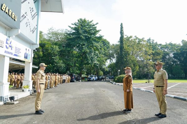 Wakil Bupati Barru Abustan memimpin upacara dan halal bihalal lingkup Pemkab Barru