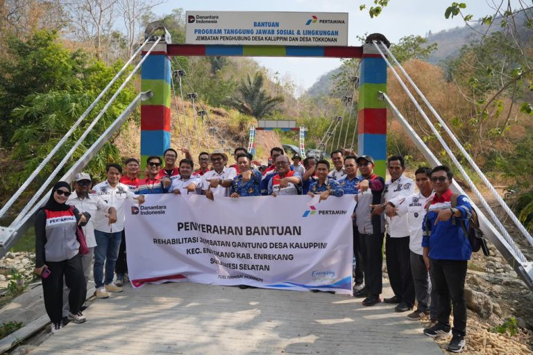 Pertamina Rehabilitasi Jembatan Gantung Kaluppini, Akses 5 Desa di Pegunungan Enrekang Kian Aman